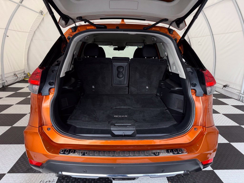 Used 2020 Nissan Rogue SV FWD image 4