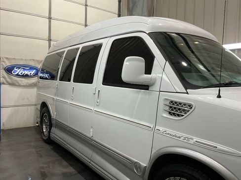 Used 2014 GMC Savana 1500 Upfitter image 4