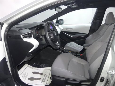 Used 2024 Toyota Corolla SE FWD image 20