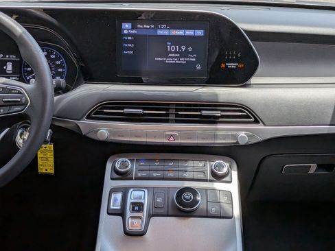Used 2021 Hyundai Palisade SE FWD image 17