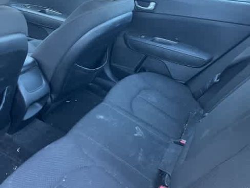 Used 2018 Kia Optima LX image 15
