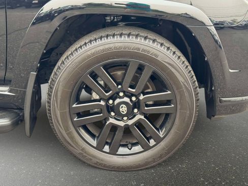 Certified 2024 Toyota 4Runner Limited AWD/4WD image 8