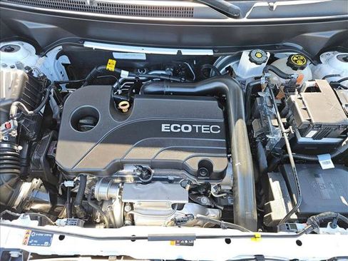 Certified 2021 Chevrolet Equinox LT w/ LPO, Cargo Package image 21