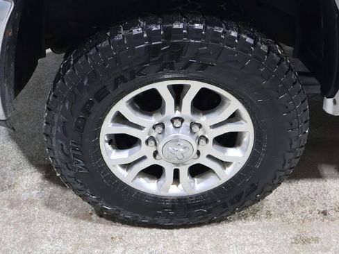 Used 2017 RAM 3500 Laramie w/ Convenience Group image 17