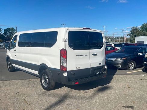 Used 2017 Ford Transit 350 XL image 3