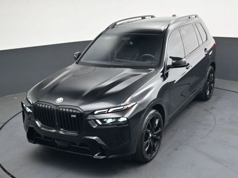 Used 2025 BMW X7 M60i AWD/4WD image 28