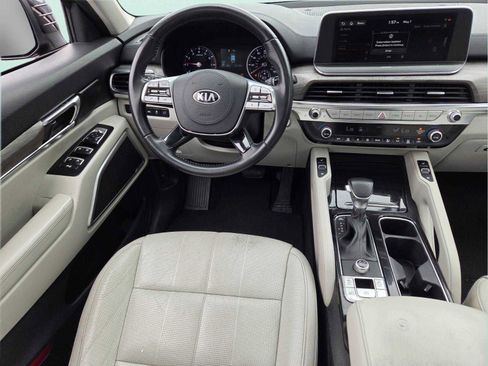 Used 2021 Kia Telluride EX w/ EX Premium Package FWD image 11