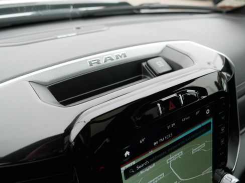 Used 2021 RAM 1500 Laramie image 31