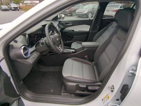 New 2026 Chevrolet Trax LT w/ Driver Confidence Package image 22