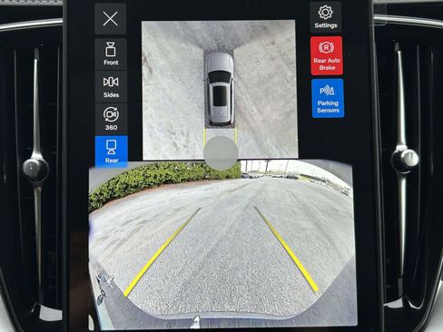 New 2026 Volvo XC90 B5 Ultra image 30