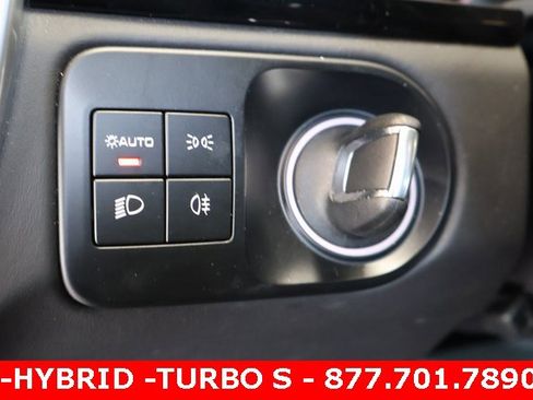 Used 2023 Porsche Cayenne Turbo S image 21