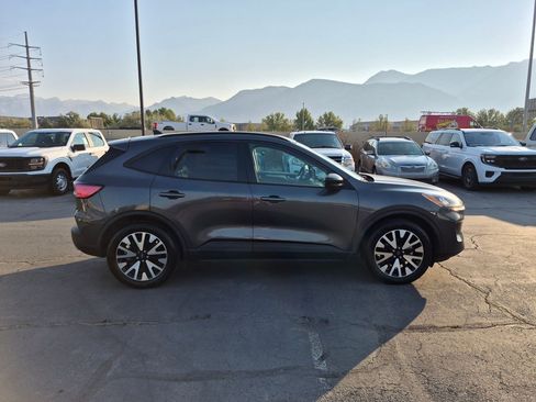 Used 2020 Ford Escape SE Sport AWD/4WD image 2