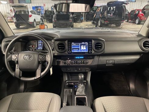 Certified 2023 Toyota Tacoma SR AWD/4WD image 17