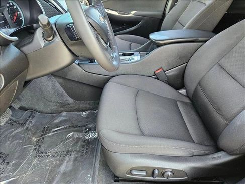 Used 2022 Chevrolet Malibu RS image 14