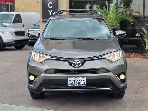 Used 2016 Toyota RAV4 XLE FWD image 4