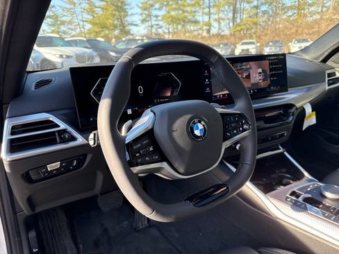 Used 2026 BMW 330i xDrive Sedan AWD/4WD image 14