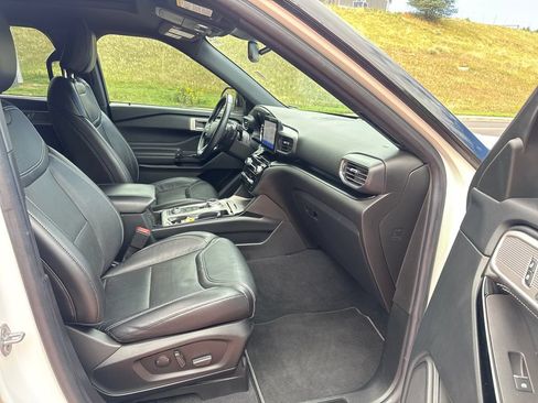 Certified 2022 Ford Explorer ST w/ Equipment Group 401A AWD/4WD image 32