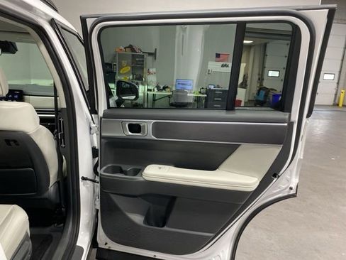 Used 2025 Hyundai Santa Fe SEL AWD/4WD image 27