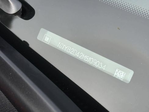 Used 2021 Chevrolet Corvette 2LT w/ Z51 Performance Package image 9