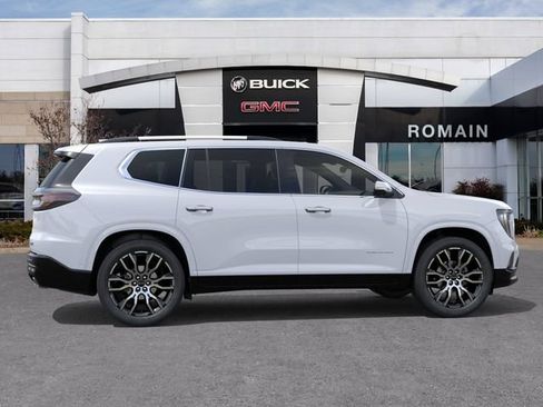 New 2027 GMC Acadia Denali Ultimate FWD image 5