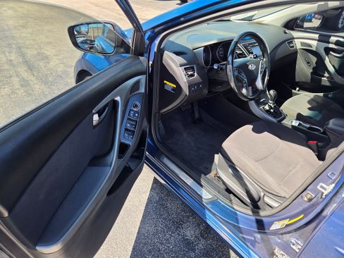 Used 2016 Hyundai Elantra Value Edition FWD image 5