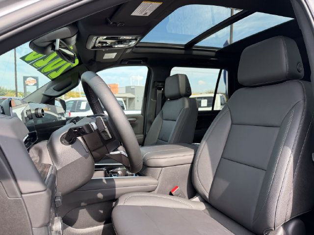 Used 2026 Chevrolet Tahoe Z71 w/ Sun And Tow Package AWD/4WD image 7