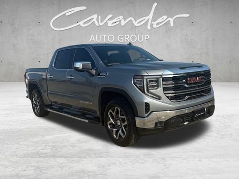 Used 2025 GMC Sierra 1500 SLT AWD/4WD image 2