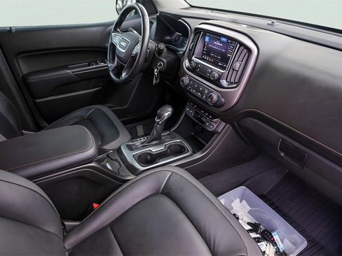 Used 2022 GMC Canyon AT4 image 32