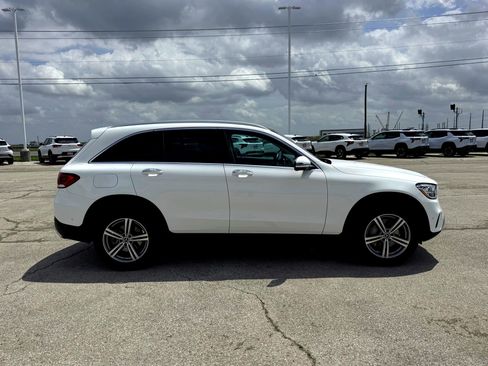 Used 2022 Mercedes-Benz GLC 300 4MATIC image 5