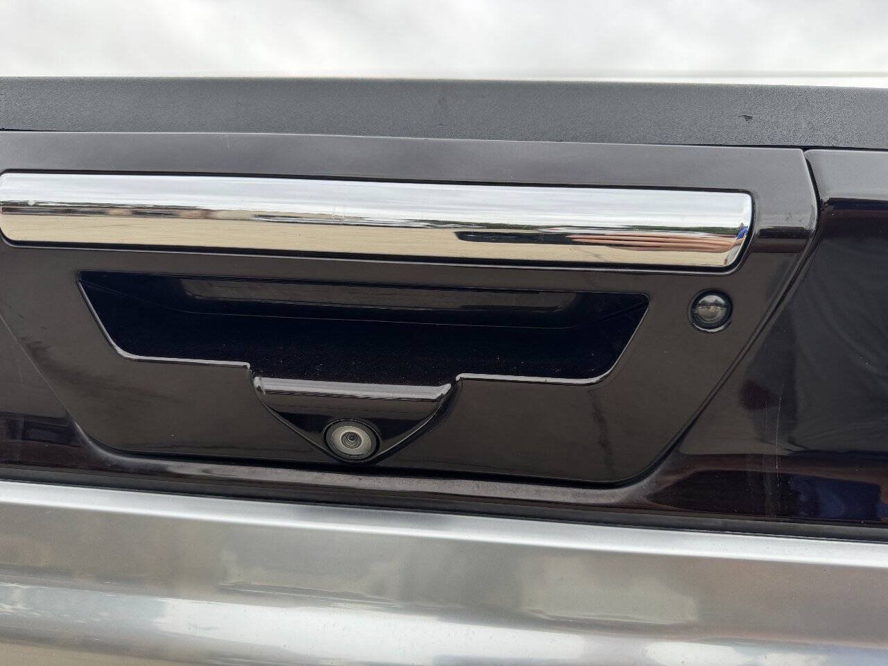 Used 2018 Ford F150 Platinum w/ Equipment Group 701A Luxury AWD/4WD image 11