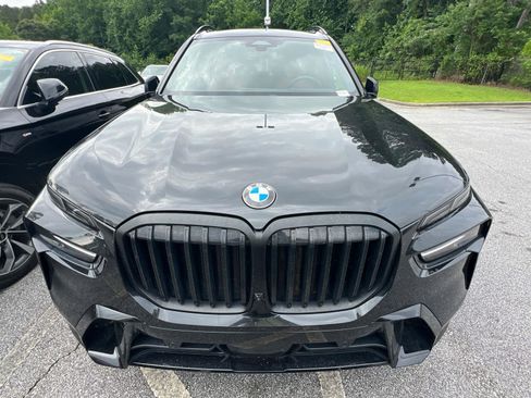 Used 2026 BMW X7 xDrive40i AWD/4WD image 2