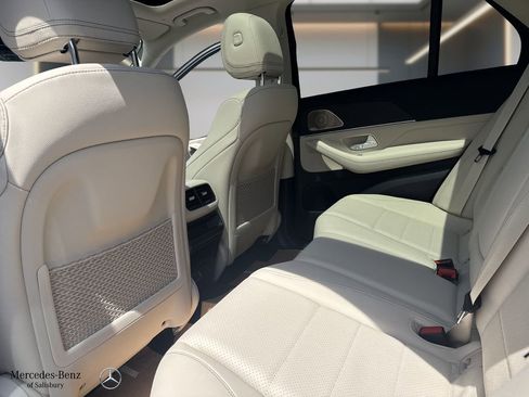 New 2026 Mercedes-Benz GLE 450 4MATIC image 9