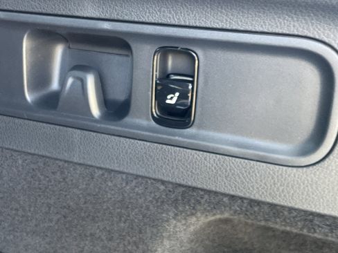 New 2026 Mercedes-Benz GLC 300 image 11