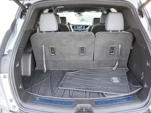 Certified 2023 Buick Enclave Essence image 21