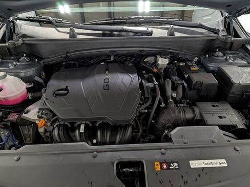 Used 2025 Kia Sportage LX image 27