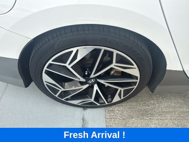 Used 2023 Hyundai Ioniq 6 SEL RWD image 23