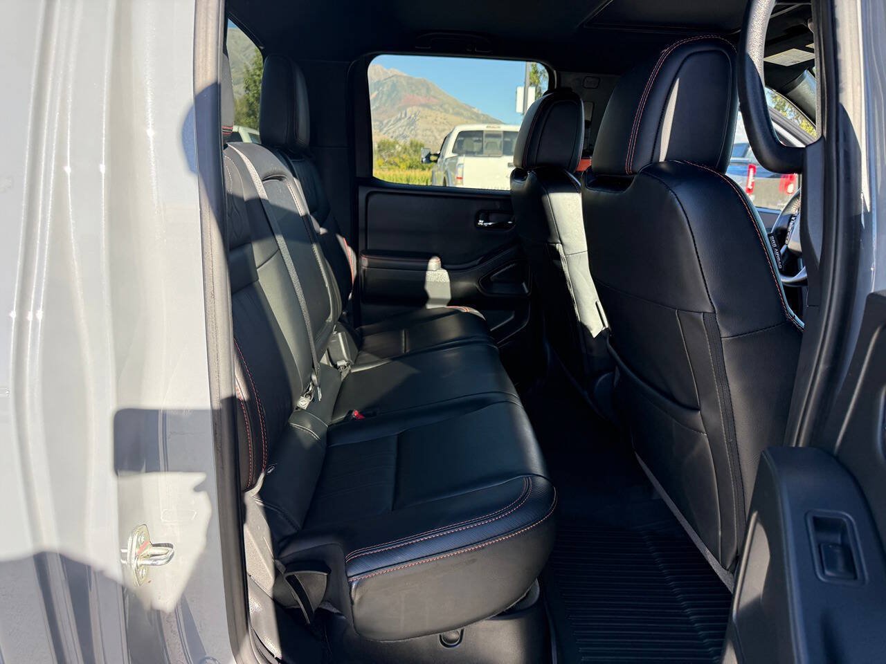 Used 2023 Nissan Frontier PRO-4X w/ Pro-4X Premium Package AWD/4WD image 26