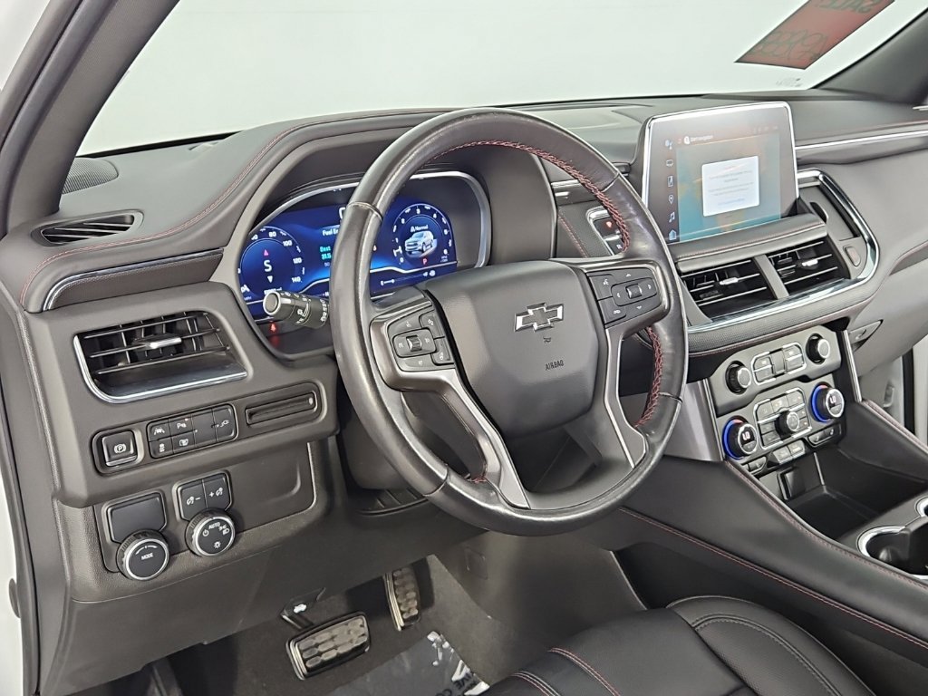 Used 2022 Chevrolet Suburban RST w/ Luxury Package RWD image 32