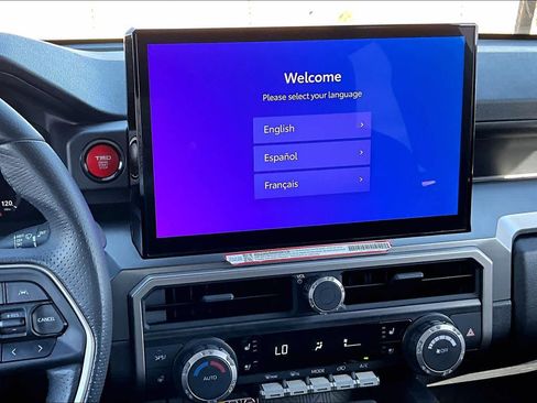 Certified 2025 Toyota 4Runner TRD Off-Road Premium image 6