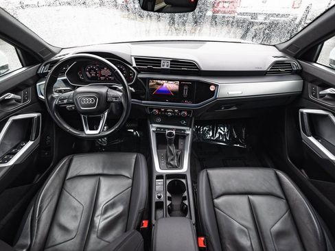 Used 2023 Audi Q3 2.0T Premium image 31