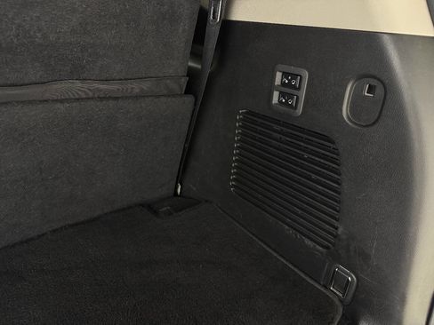 Used 2017 Nissan Armada SL image 69