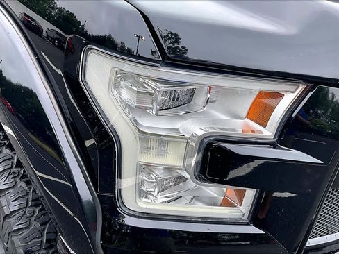 Used 2017 Ford F150 Lariat w/ Equipment Group 502A Luxury AWD/4WD image 27