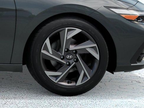 New 2026 Hyundai Elantra SEL Sport Premium FWD image 8