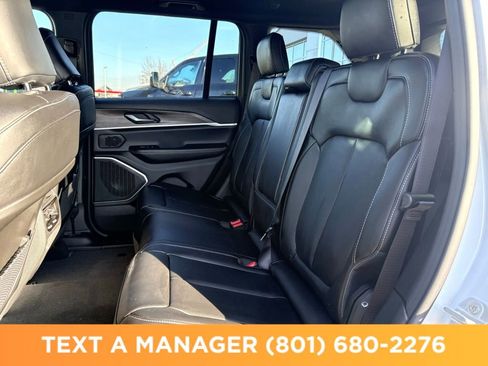 New 2026 Jeep Grand Cherokee Limited AWD/4WD image 8