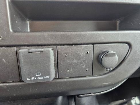 Used 2022 GMC Savana 4500 4500 Van 177 w/ Power Convenience Package RWD image 18