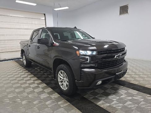 Used 2020 Chevrolet Silverado 1500 RST AWD/4WD image 3