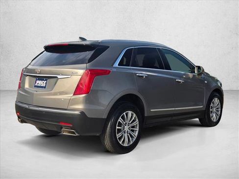 Used 2018 Cadillac XT5 Luxury w/ Driver Awareness Package image 5