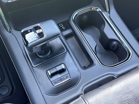 Used 2023 GMC Sierra 1500 AT4X image 31