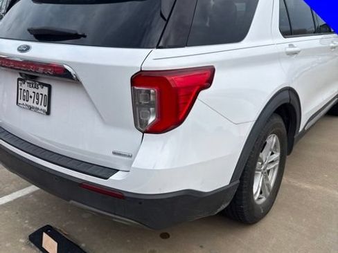 Used 2020 Ford Explorer XLT w/ Equipment Group 202A RWD image 3