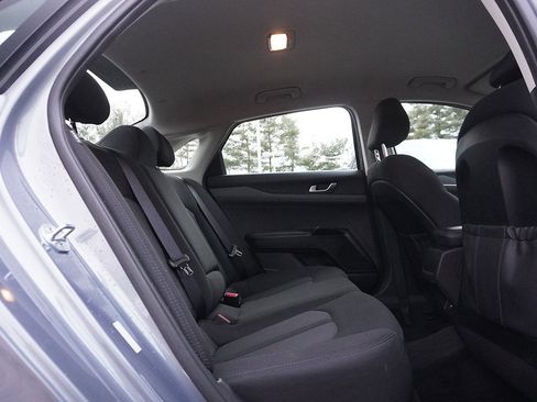 Used 2022 Kia K5 LXS image 33